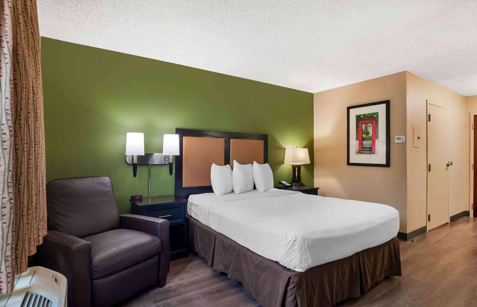 Hotel Extended America - - Circle San Diego